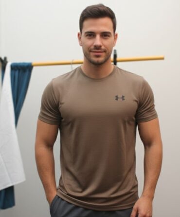Men’s Brown Under Armour Dry-Fit Performance T-Shirt | Quick-Dry, Breathable Sportswear