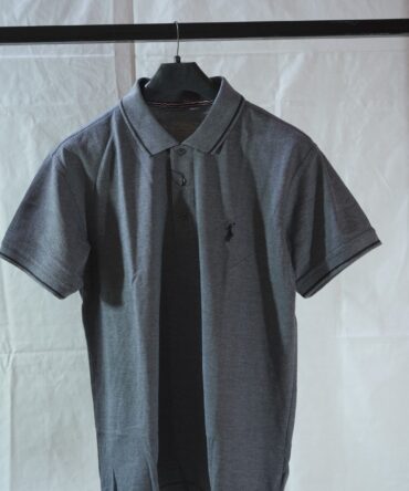 Polo Ralph Lauren Men’s Gray Cotton Polo T-Shirt – Classic Fit Casual Wear